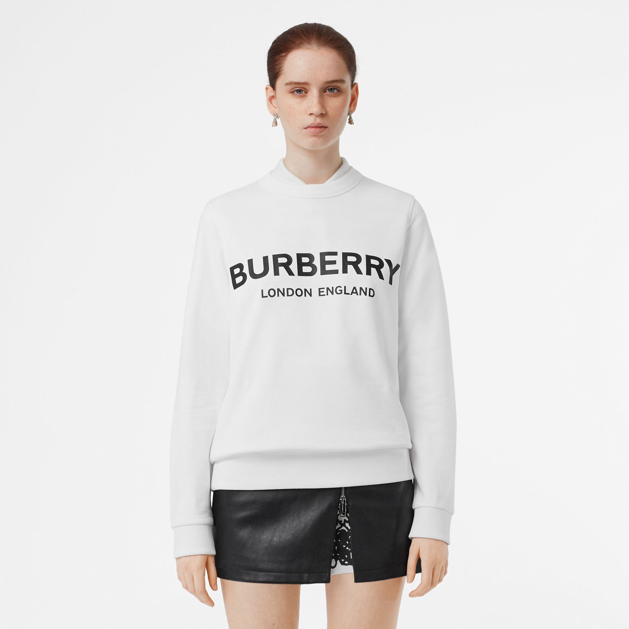 P319 Burberry Classic Lettering Sweatshirt - White
