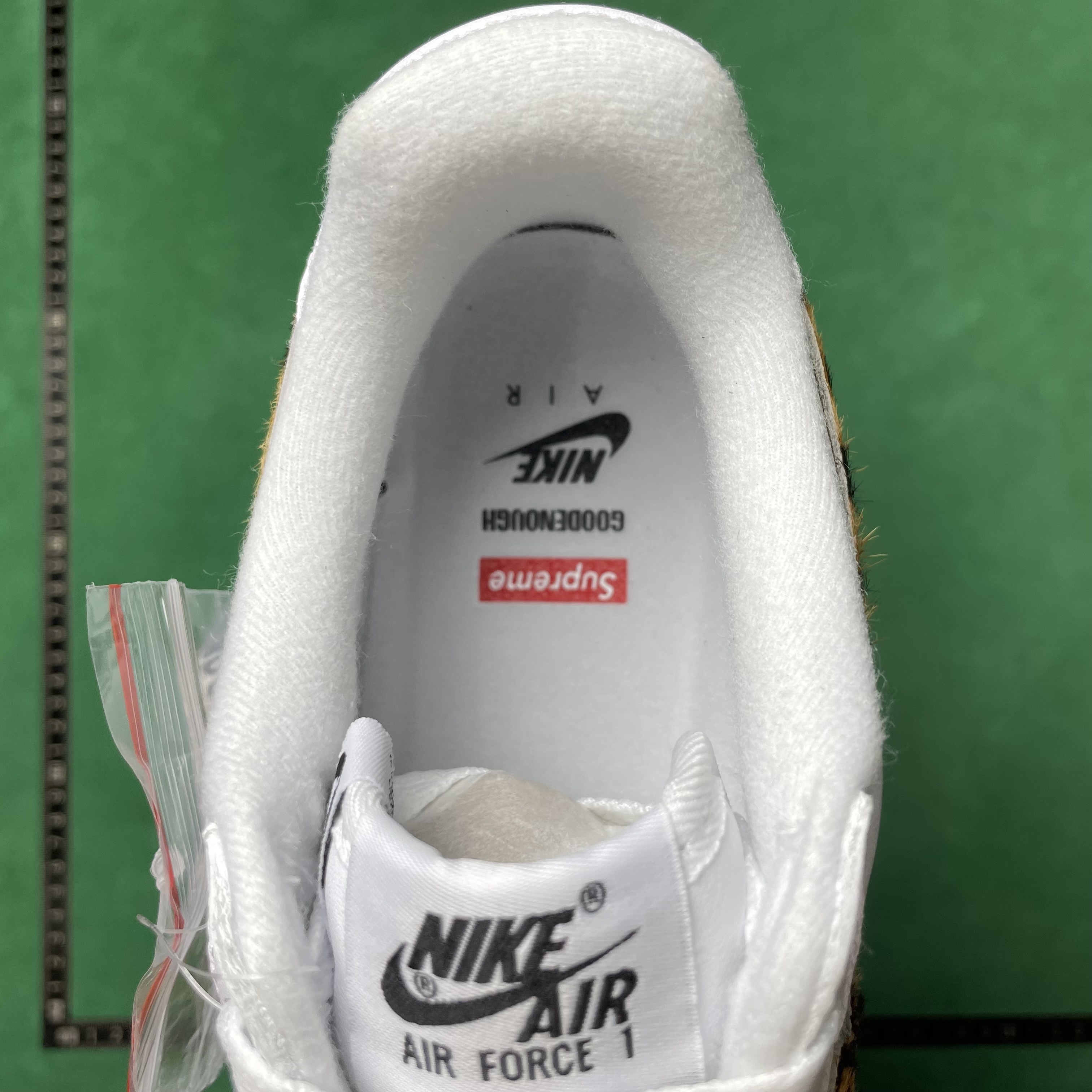 26＄DC  Batch Supreme x GOODENOUGH x Nike Air Force 1 Low SP三方联名 豹纹 舒适百搭 耐磨 低帮 板鞋 男女同款 白色 · image 11