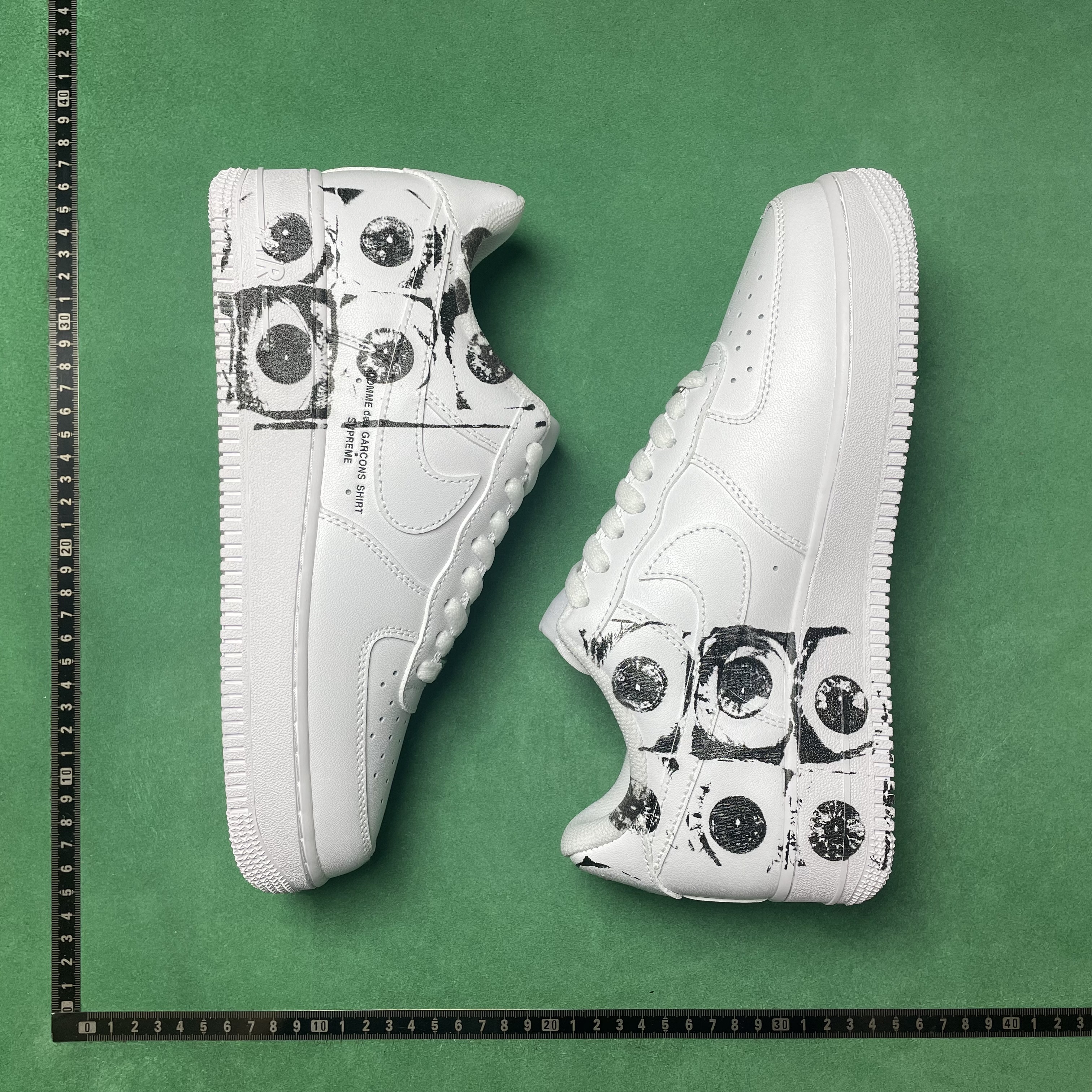 23$ DC Batch CDG x Supreme x Nike Air Force 1 Supreme Comme des Garcons Shirt 皮革 圆头系带  板鞋 男款 白黑#1.6 · image 19