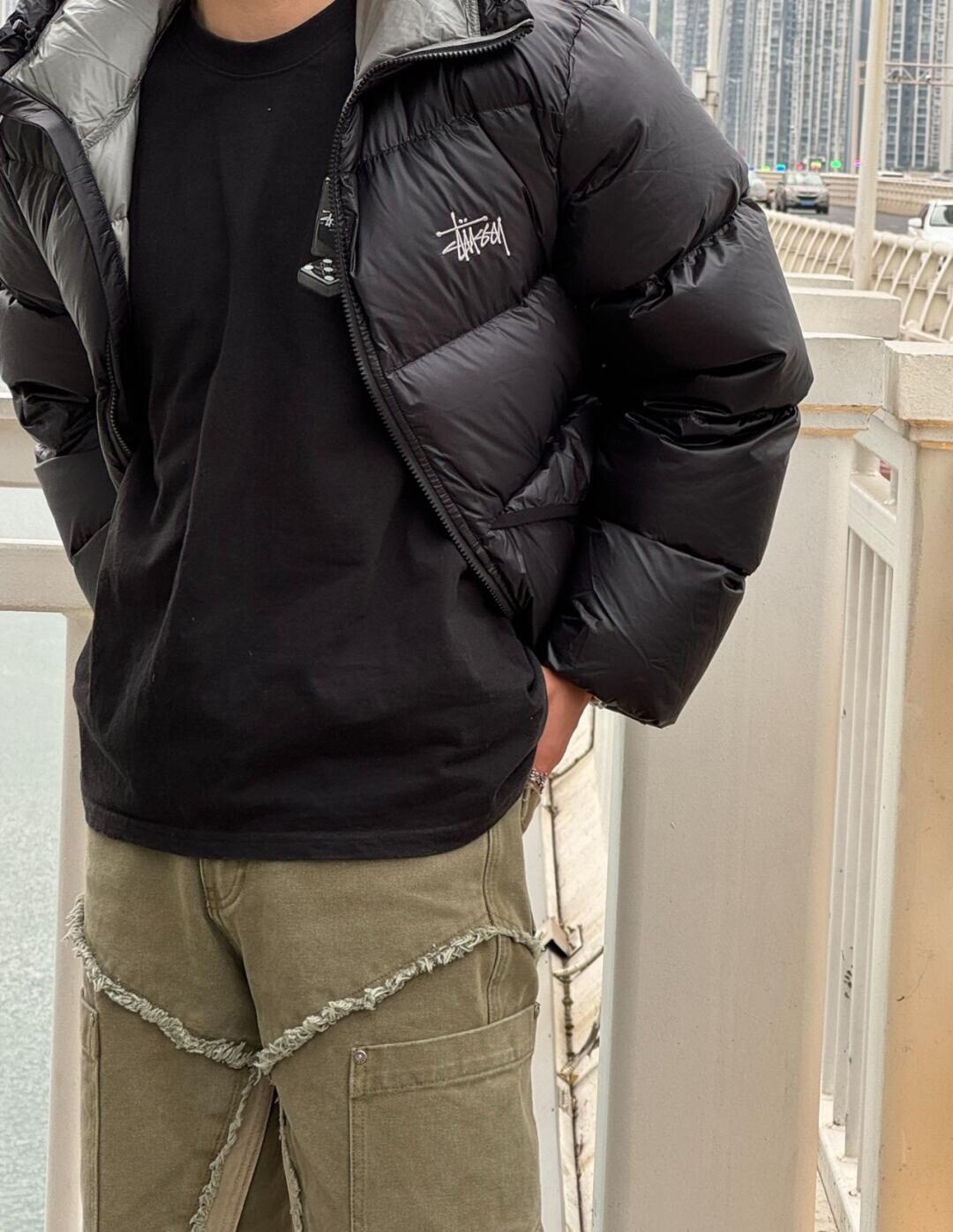 P879  Stussy down jacket · image 24