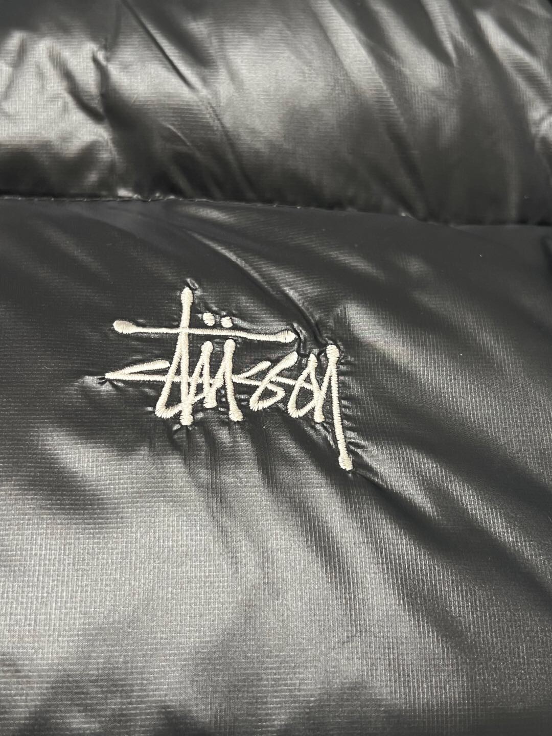 P879  Stussy down jacket · image 15
